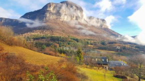 Suite au pied de la montagne et vue imprenable